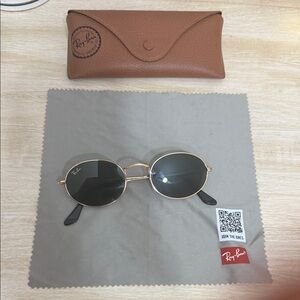 Ray-Ban Gold Frame Sunglasses with Black Lenses
